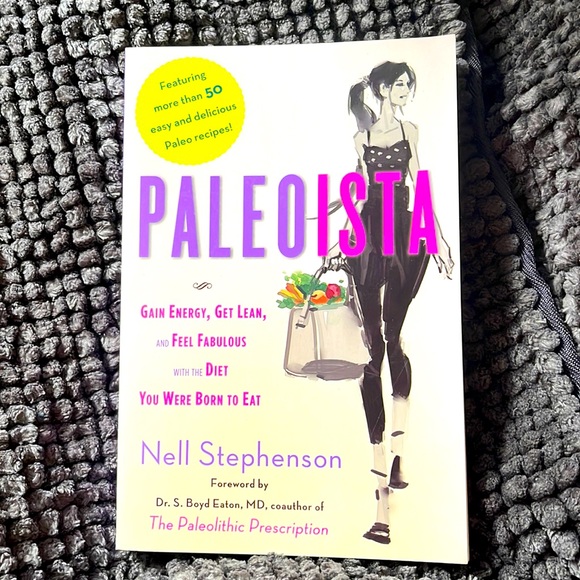 NWT Paleo Book Paleoista💜💖Gain Energy Get Lean & Feel Fabulous - Picture 1 of 5